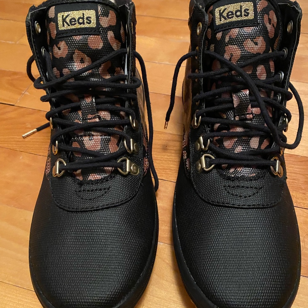 Keds boots Scout II women’s 7 leopard canvas